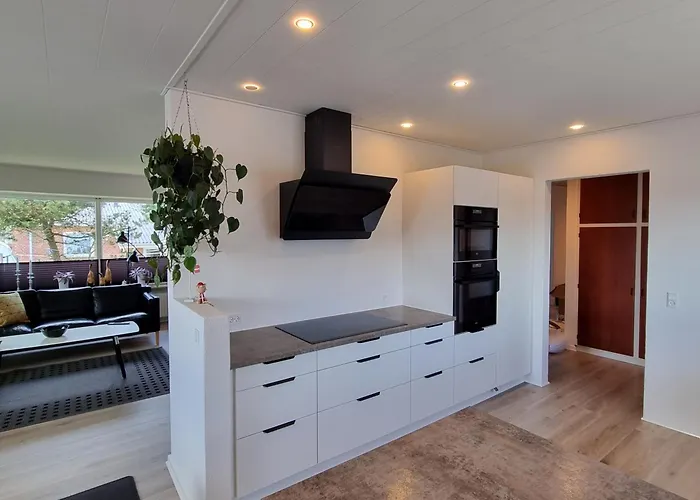 Дом отдыха House In Centrum Хвиде-Санде